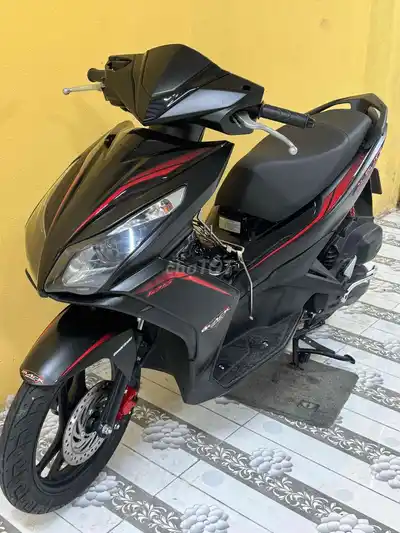 Air Blade 125 2014 года, матовый черный, в отличном состоянии 43K1-224.49