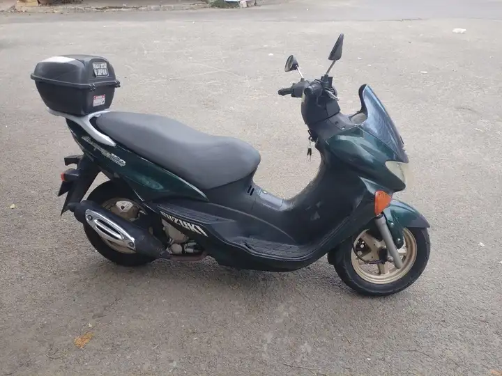 Suzuki Avenis 150 (2002)