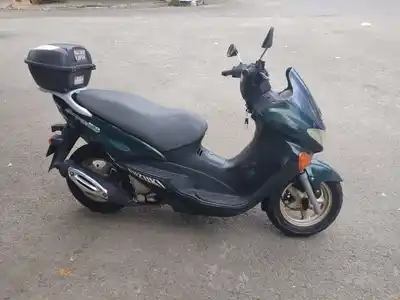 Suzuki Avenis 150 (2002)