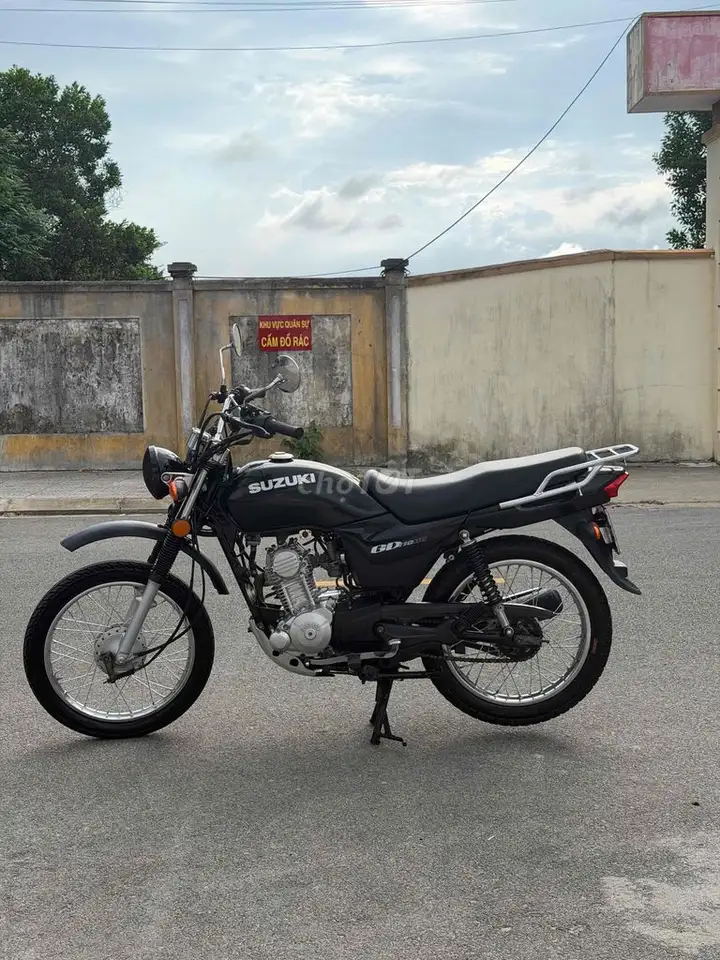 Suzuki GD 2024 черный