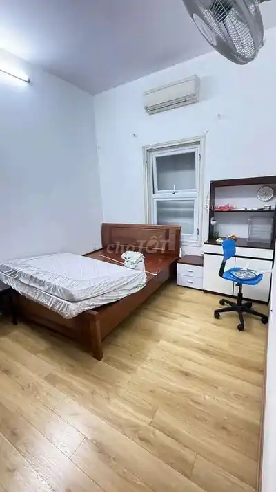 Дом на улице Фам Нгок Тхач, 60м² x 4 этажа, 3 спальни