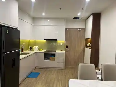3-комнатная квартира Vinhomes Smart City в аренду полностью меблирована