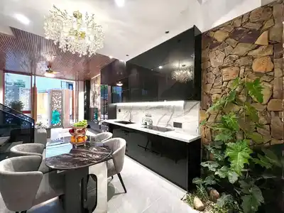 Аренда дома 3 этажа 3 спальни 4 WC 60м2