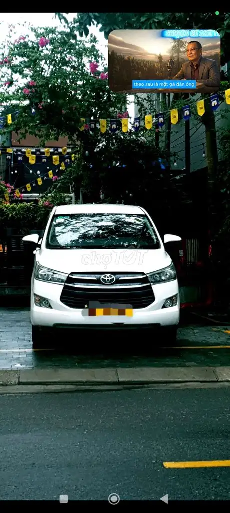 Toyota Innova 2019 МКПП белый 308261 км