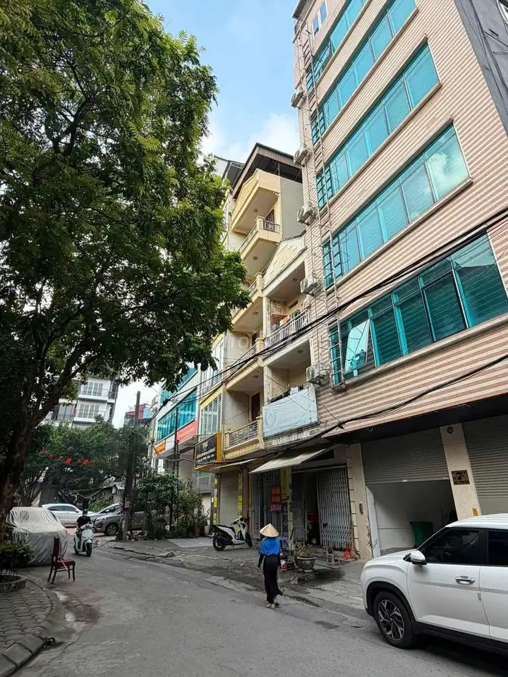 Аренда дома на улице Тхунг Кинь, Кау Гы, 45 м², 5 этажей