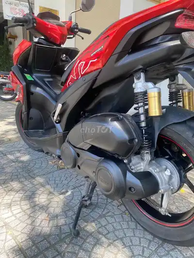 Мотоцикл Yamaha NVX 155cc Smartkey, ABS, масляные амортизаторы 2024