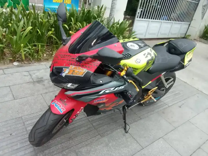 Yamaha R15 V3