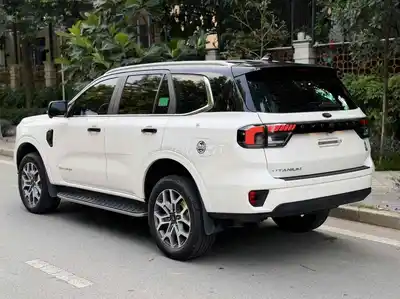 FORD EVEREST 2026 TITANIUM PLUS 6000 КМ БЕЛЫЙ