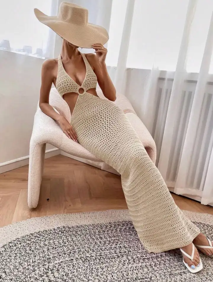 Платья