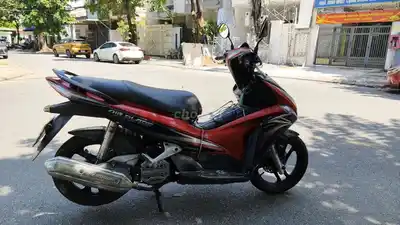 Honda Airblade FI поздний выпуск отличный тихий мотор