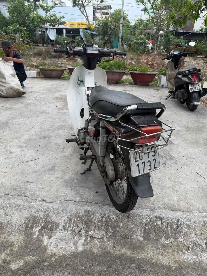 Honda Dream белый, черный, сборка Корея