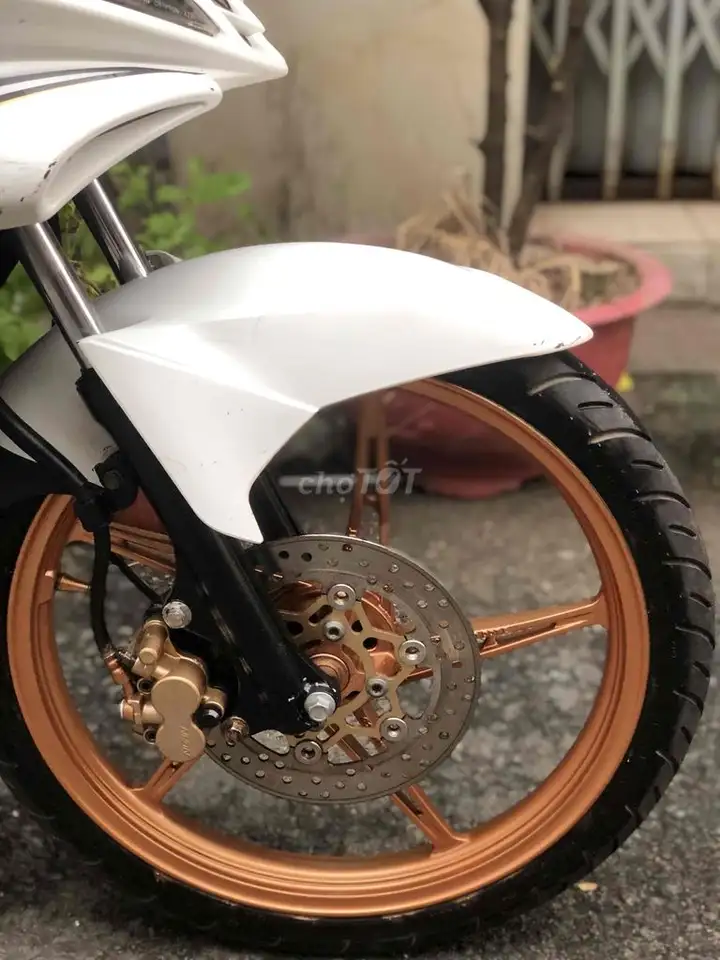 Yamaha Exciter 135 2013 черно-белый