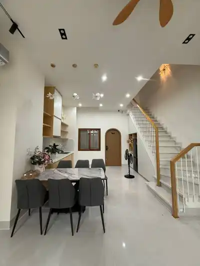 Аренда дома 3 этажа, 5 спален, Ngo Quyen, Son Tra
