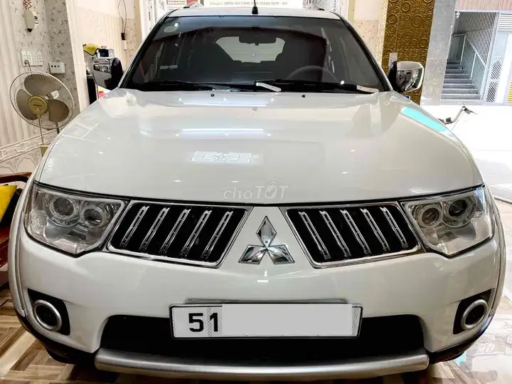 PAJERO SPORT SX 2014 дизель, состояние очень новое