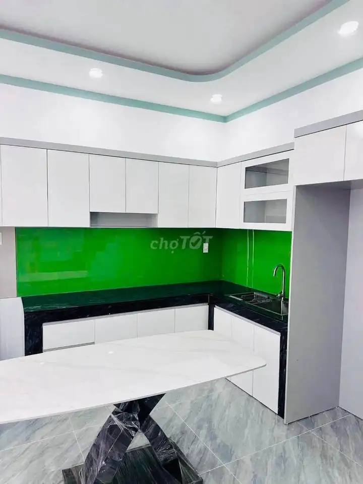 Nhà 1 trệt 1 lầu trung tâm Dĩ An, 4PN, 3.69 tỷ