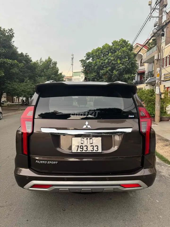 Mitsubishi Pajero Sport 2020 автомат дизель коричневый