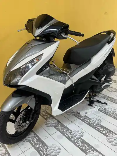 Honda Air Blade 125 2015 Белый серый