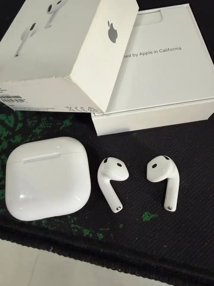 Наушники Apple AirPods 4 ANC