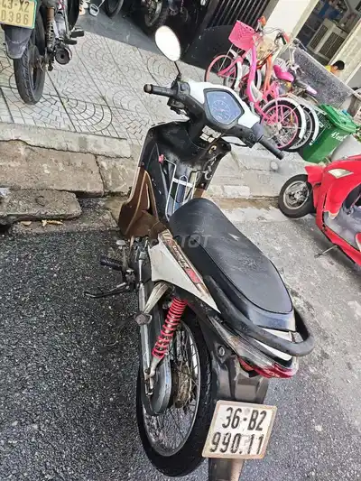 Honda Wave S в оригинале, все функции работают, недорого