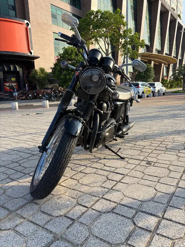 Triumph Bonneville T100