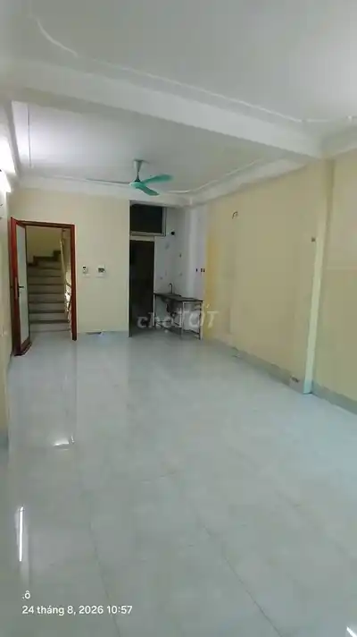 Аренда целого дома в Банг Лиет, 40м² х 5 этажей, 12 млн/месяц