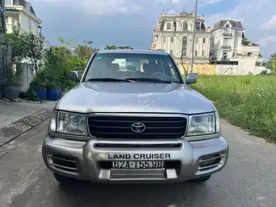 Золотой песочный номер Toyota Land Cruiser 2002