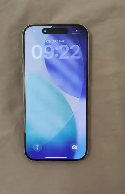iPhone 15 Pro 256 ГБ белый Sim+eSim
