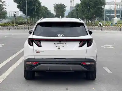 Hyundai Tucson 2024 2.0 Special 18000 км белый