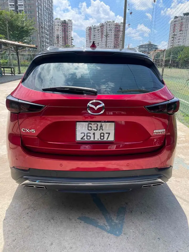 Mazda CX-5 Premium 2023, красный, 5 мест, 59212 км