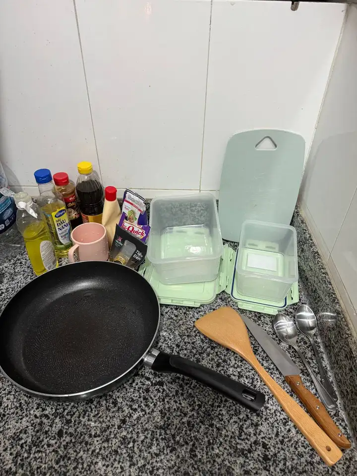 Кухонный посудный набор