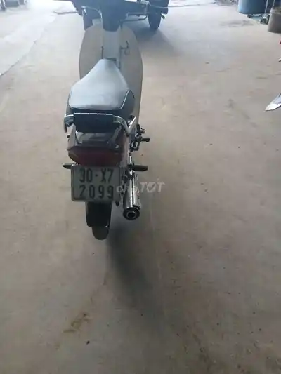Honda Dream Вьетнам 2010 коричневый