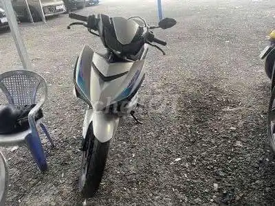 Yamaha Exciter 150 бело-черный