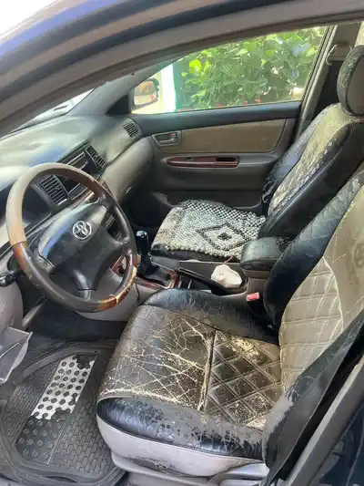 Toyota Altis G 1.8 MT 2002 темно-синего цвета