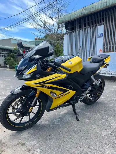 Yamaha R15 V3 жёлтый, механика