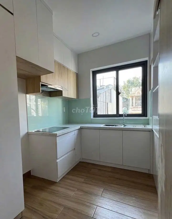 Аренда дома, 30A Duong So 2, Cu Xa Lu Gia, P.15, Q.11