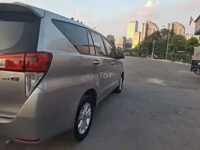 Innova E 2018