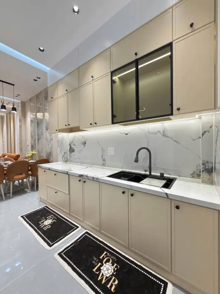 Аренда дома 3 этажа, 5 спален, 50 м², Thanh Khe