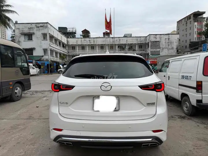Mazda CX5 Premium Exclusive 2.0 AT 2024 года