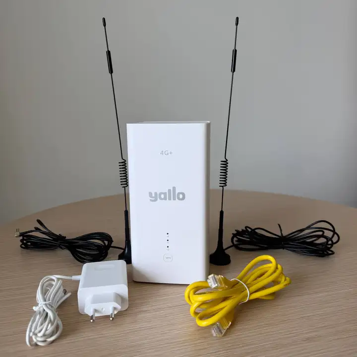 Huawei B628-350 4G LTE Wi-Fi роутер