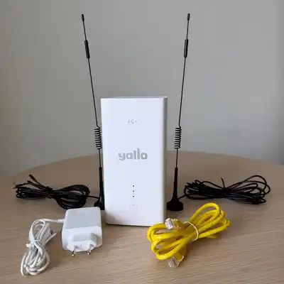 Huawei B628-350 4G LTE Wi-Fi роутер