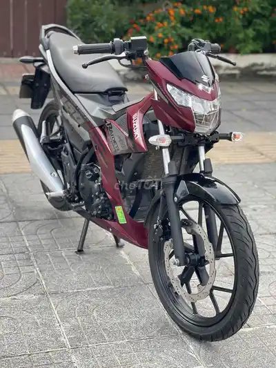 Suzuki Raider 2022 красно-черный