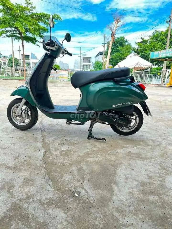 Vespa 50cc 2022 синяя