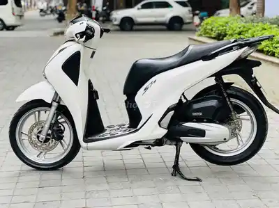 Honda SH 125cc в отличном и ухоженном состоянии