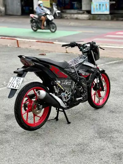🌈SUZUKI RAIDER FI BS 77G1-77425 от собственника