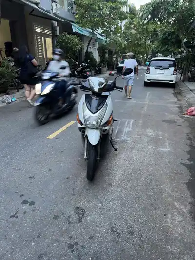 Скутер Honda Click, белый