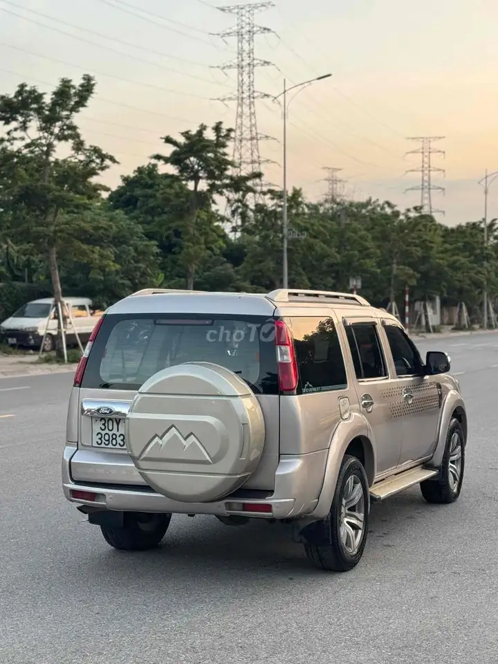 Ford Everest 2010 Автомат Дизель Золотой песок