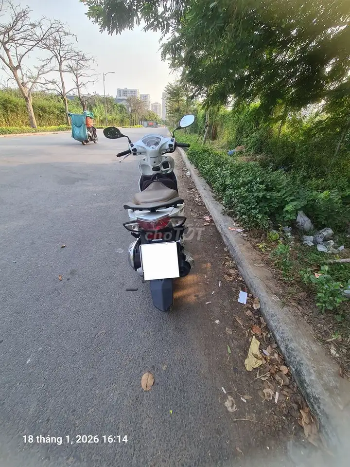 Honda Vision 2020 Белый 78000 км