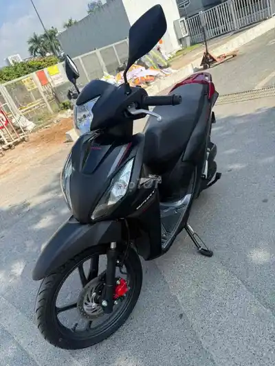 Honda Vision 625 км, чёрный