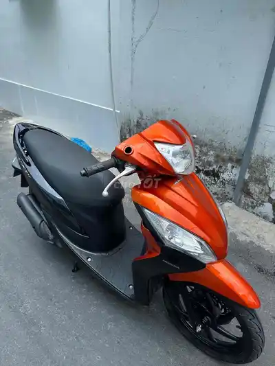 🛵🛵🛵 Honda Vision 2014 оранжево-черный от собственника