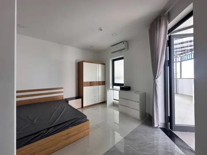 Квартира с садом CT1 Riverside Luxury